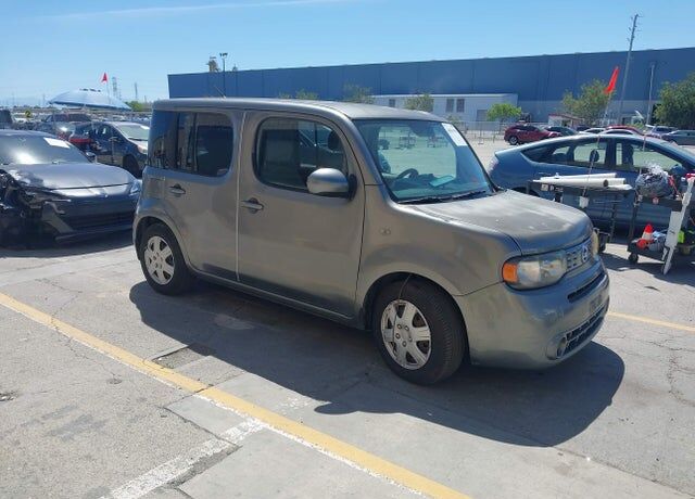 2010 NISSAN Cube