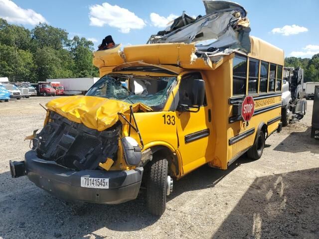 2010 CHEVROLET Express