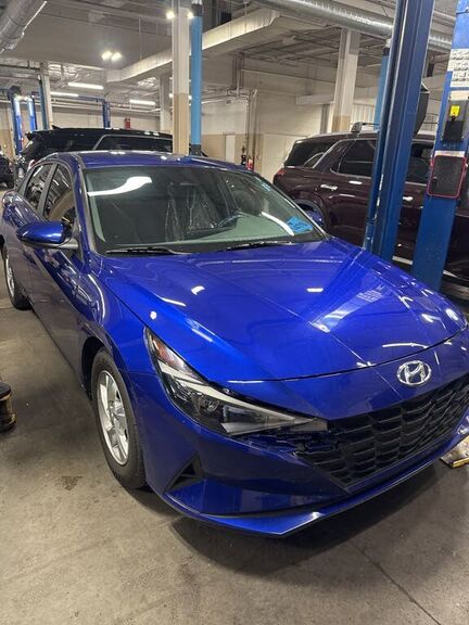 2023 HYUNDAI Elantra