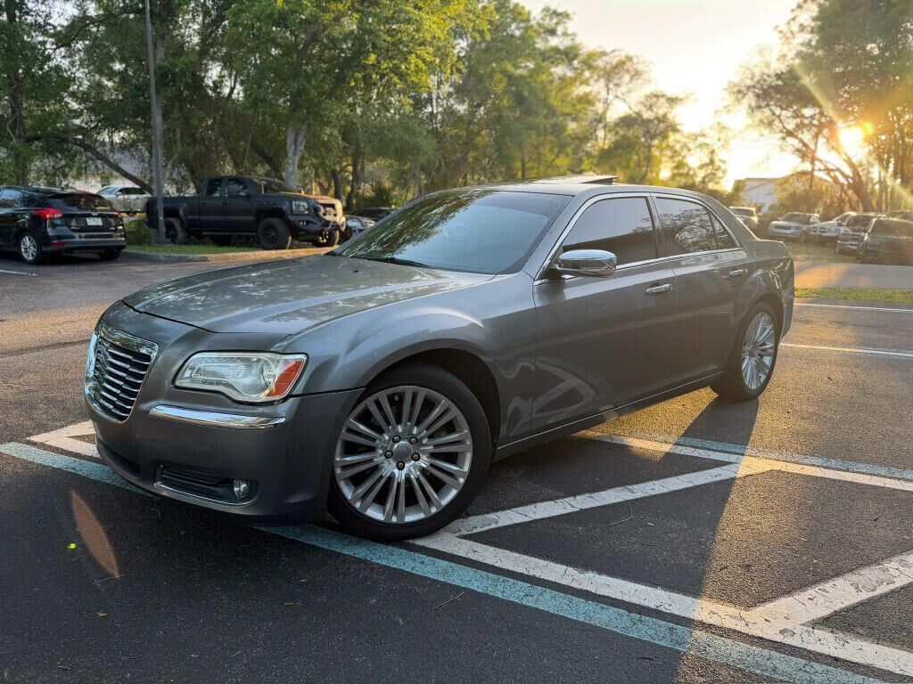 2011 CHRYSLER 300C