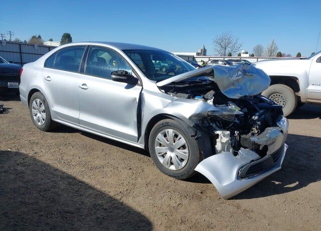 2014 VOLKSWAGEN Jetta