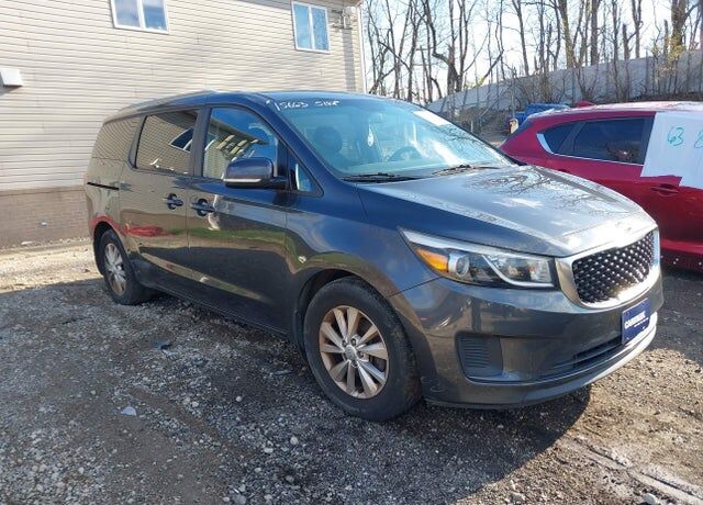 2015 KIA Sedona