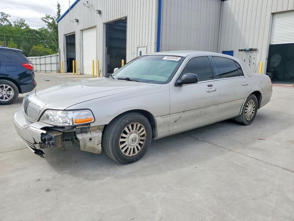 2007 LINCOLN Town Car
