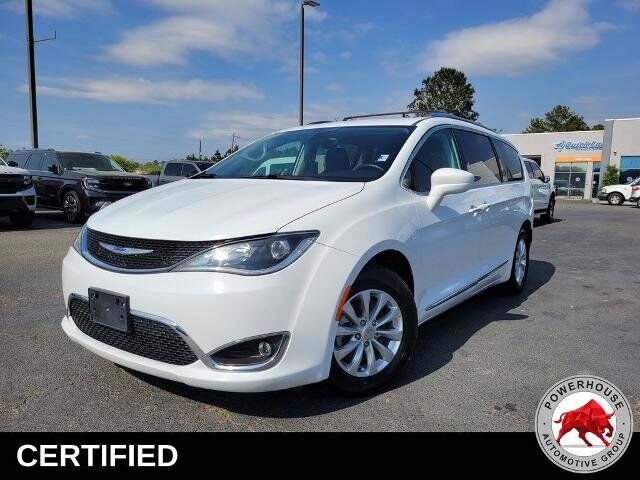 2019 CHRYSLER Pacifica