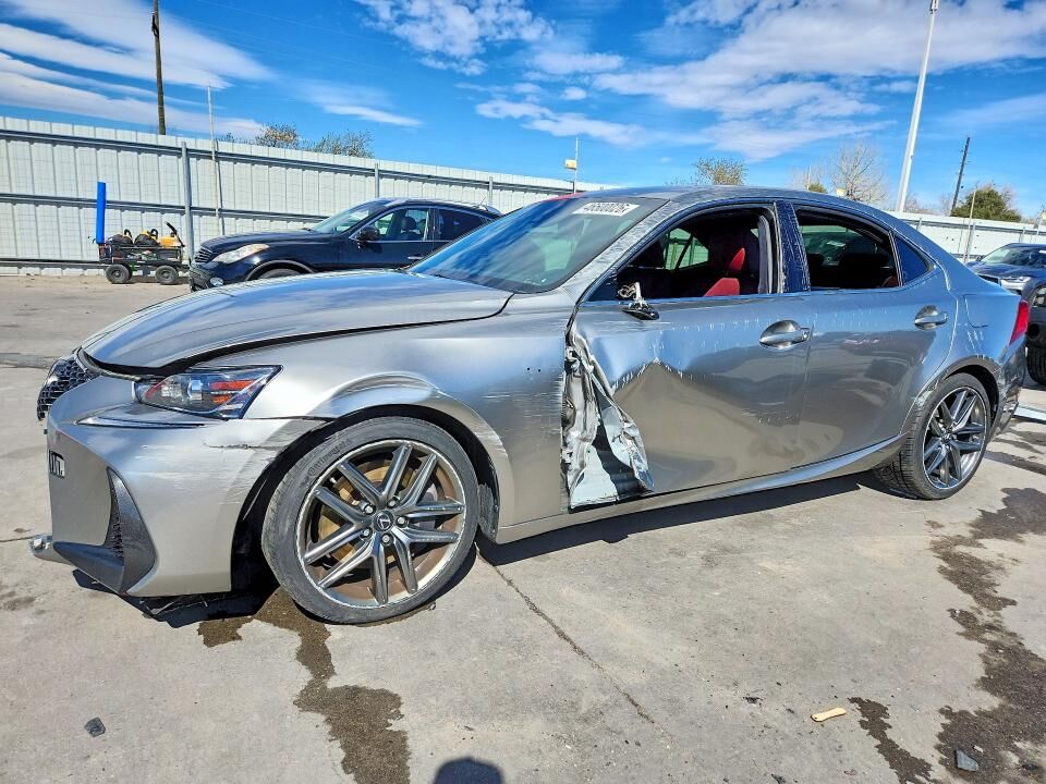 2017 LEXUS IS
