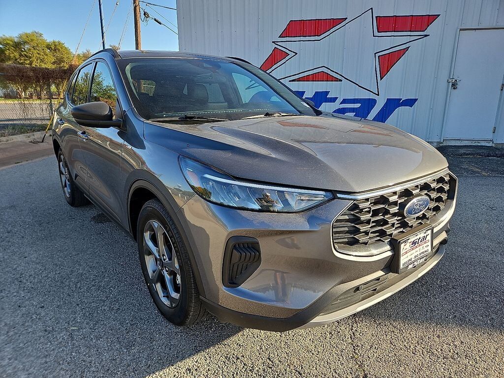 2025 FORD Escape
