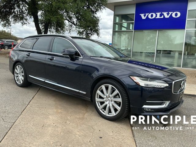 2019 VOLVO V90