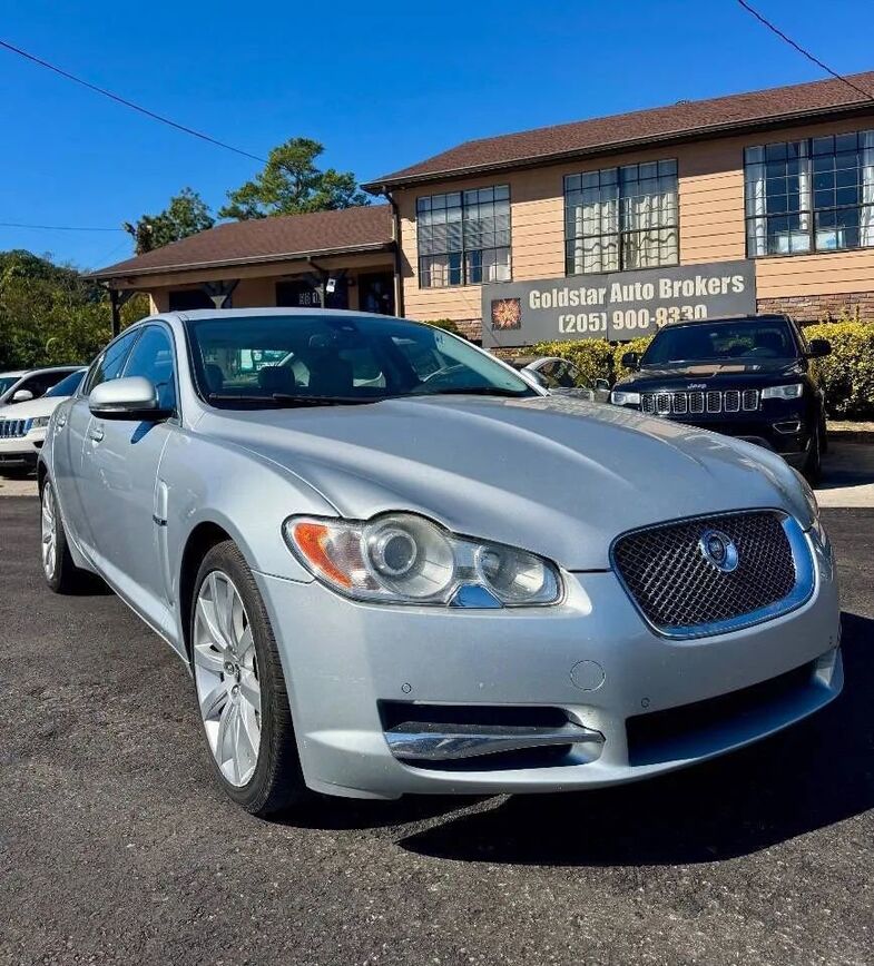 2010 JAGUAR XF
