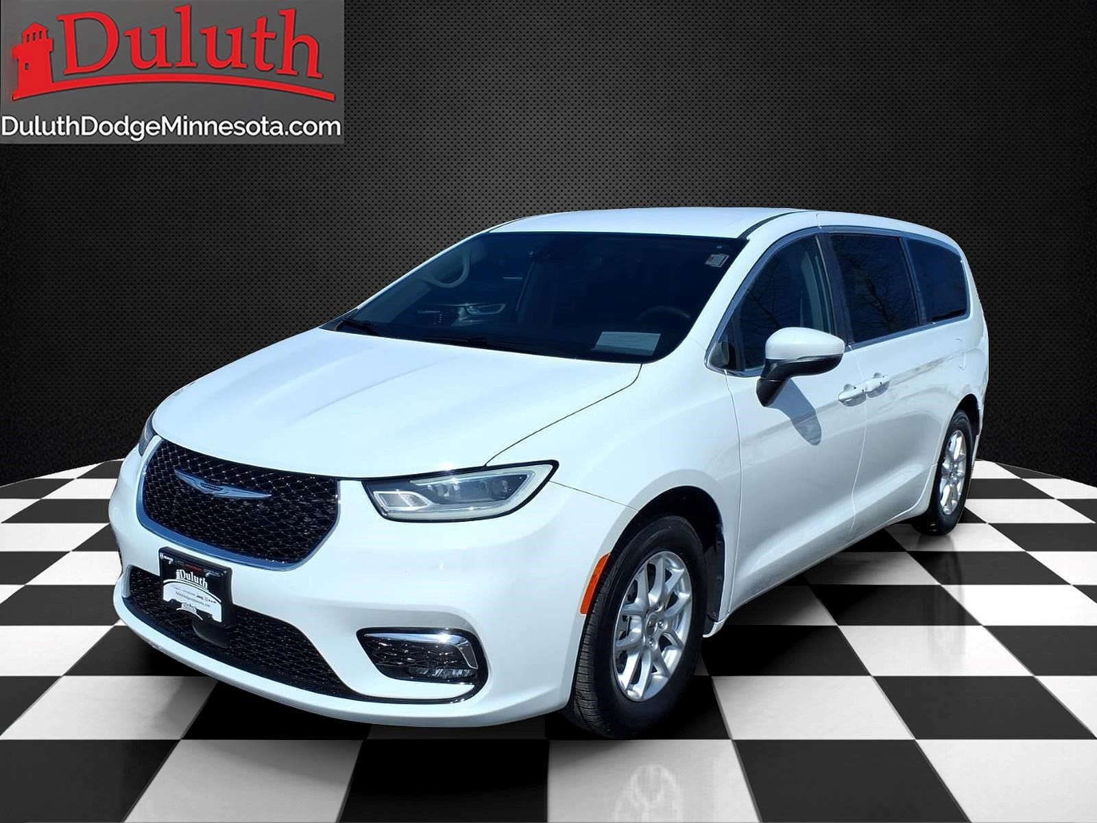 2023 CHRYSLER Pacifica