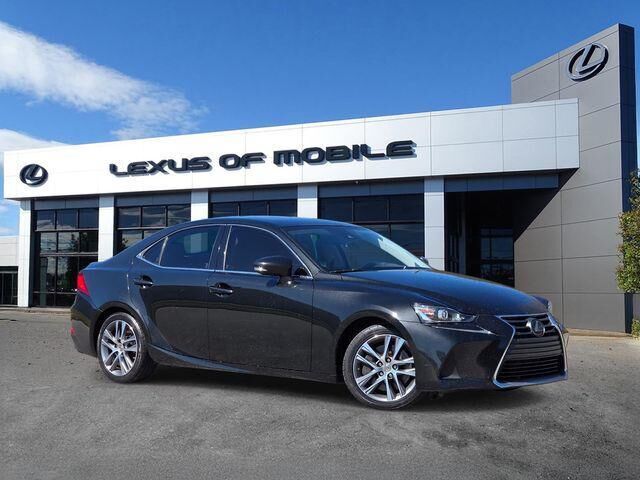 2020 LEXUS IS