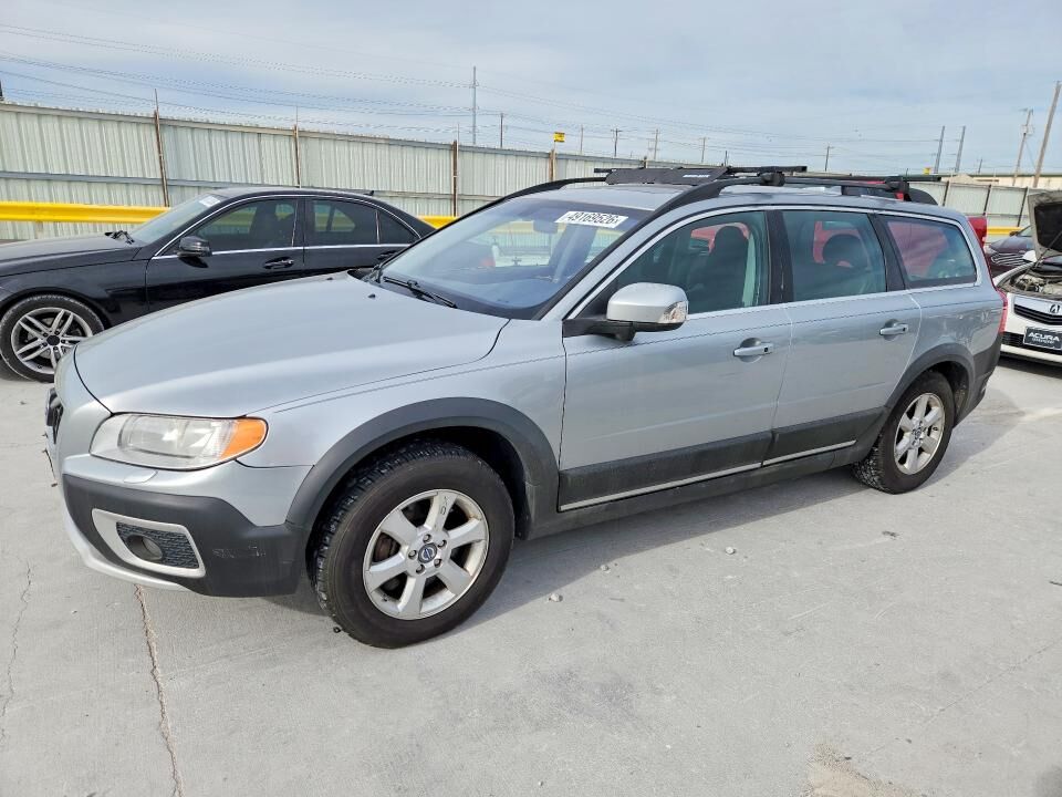2010 VOLVO XC70