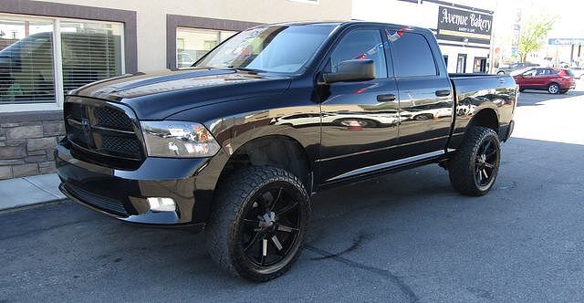 2012 DODGE Ram