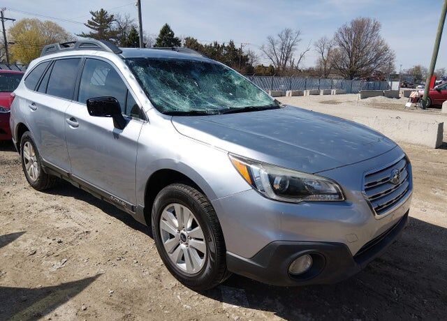 2016 SUBARU Outback