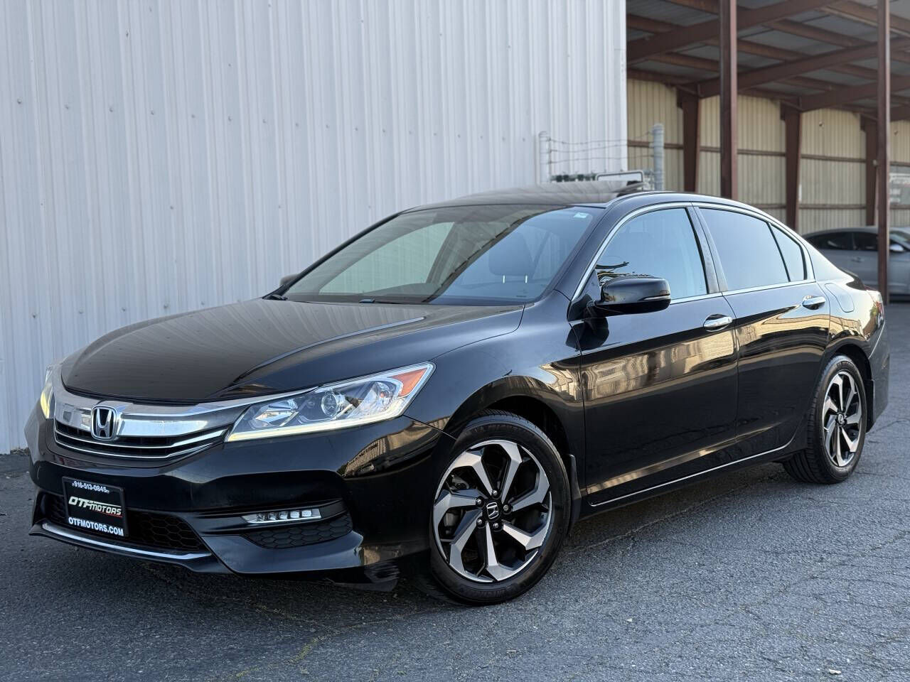2017 HONDA Accord