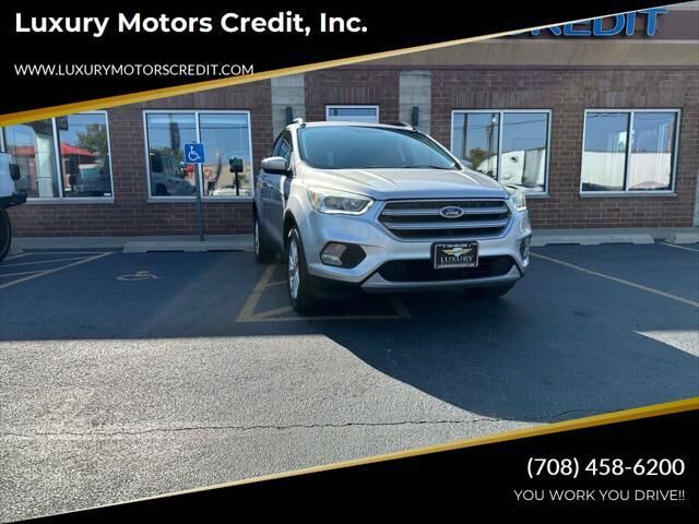 2017 FORD Escape