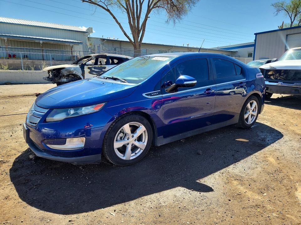 2013 CHEVROLET Volt