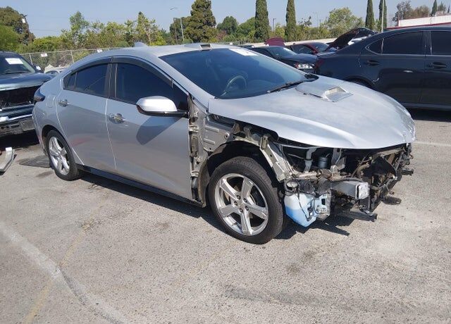 2016 CHEVROLET Volt