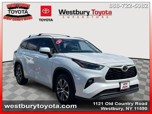 2024 TOYOTA Highlander