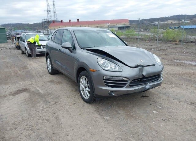 2013 PORSCHE Cayenne