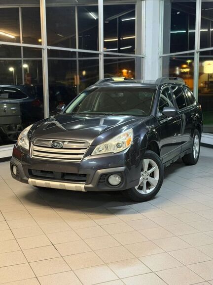 2013 SUBARU Outback