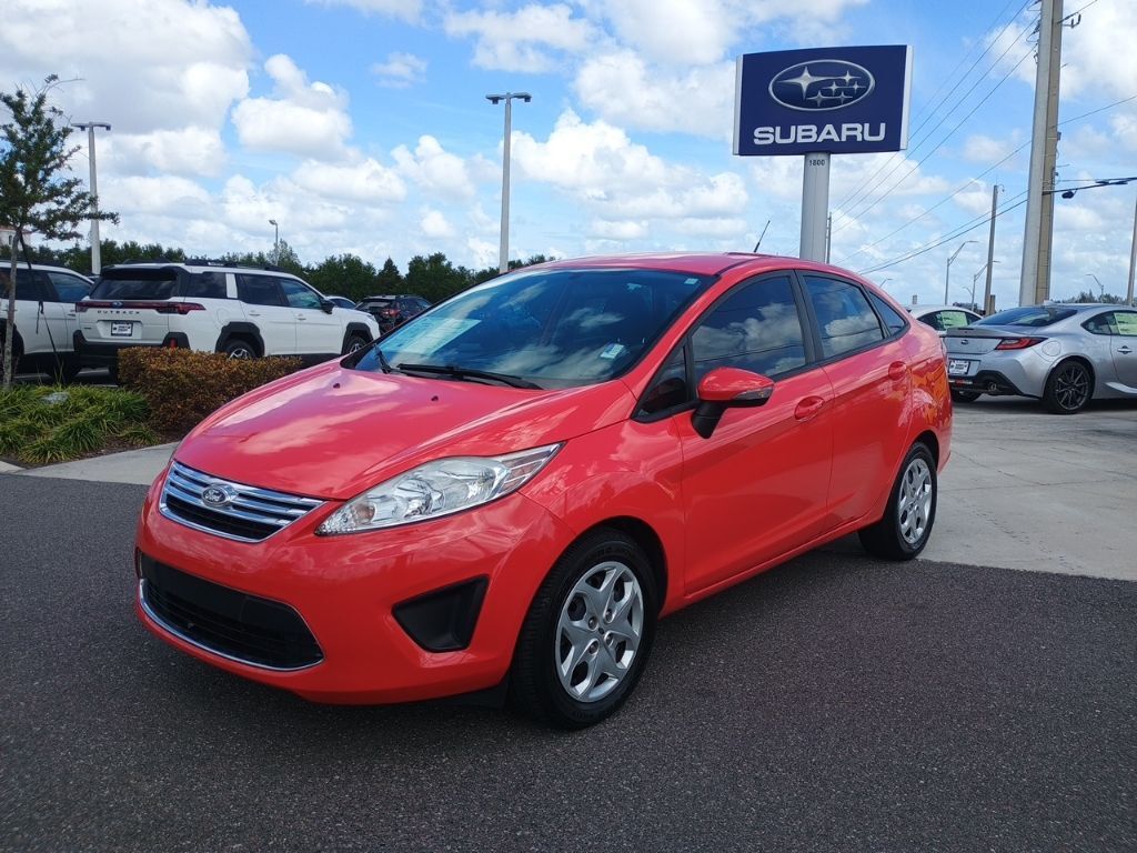2013 FORD Fiesta