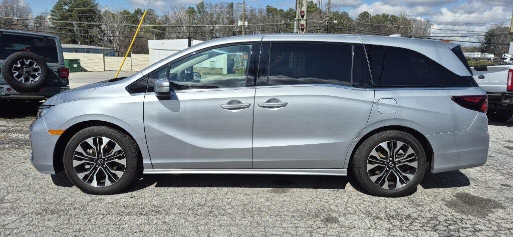 2025 HONDA Odyssey