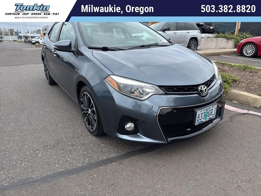 2015 TOYOTA Corolla