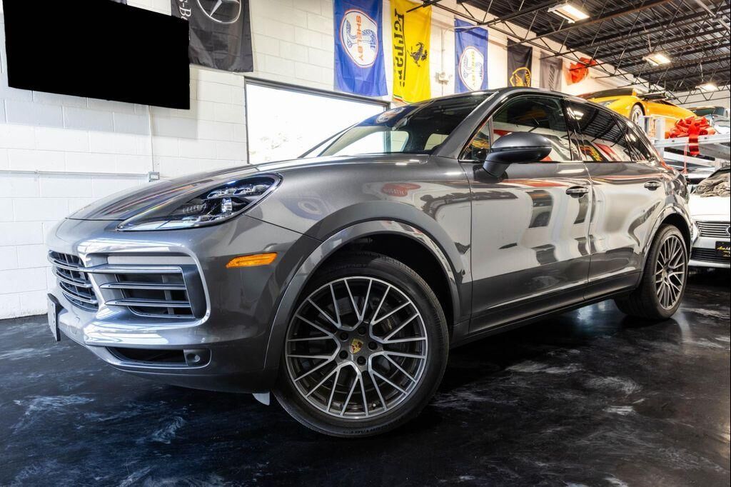 2021 PORSCHE Cayenne