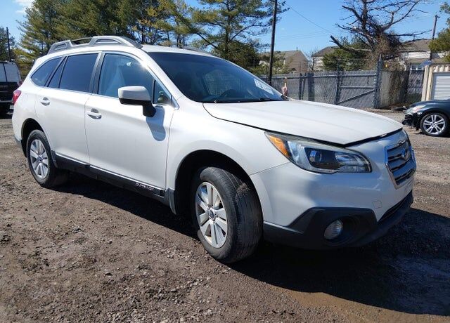 2017 SUBARU Outback