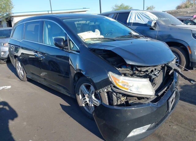 2013 HONDA Odyssey
