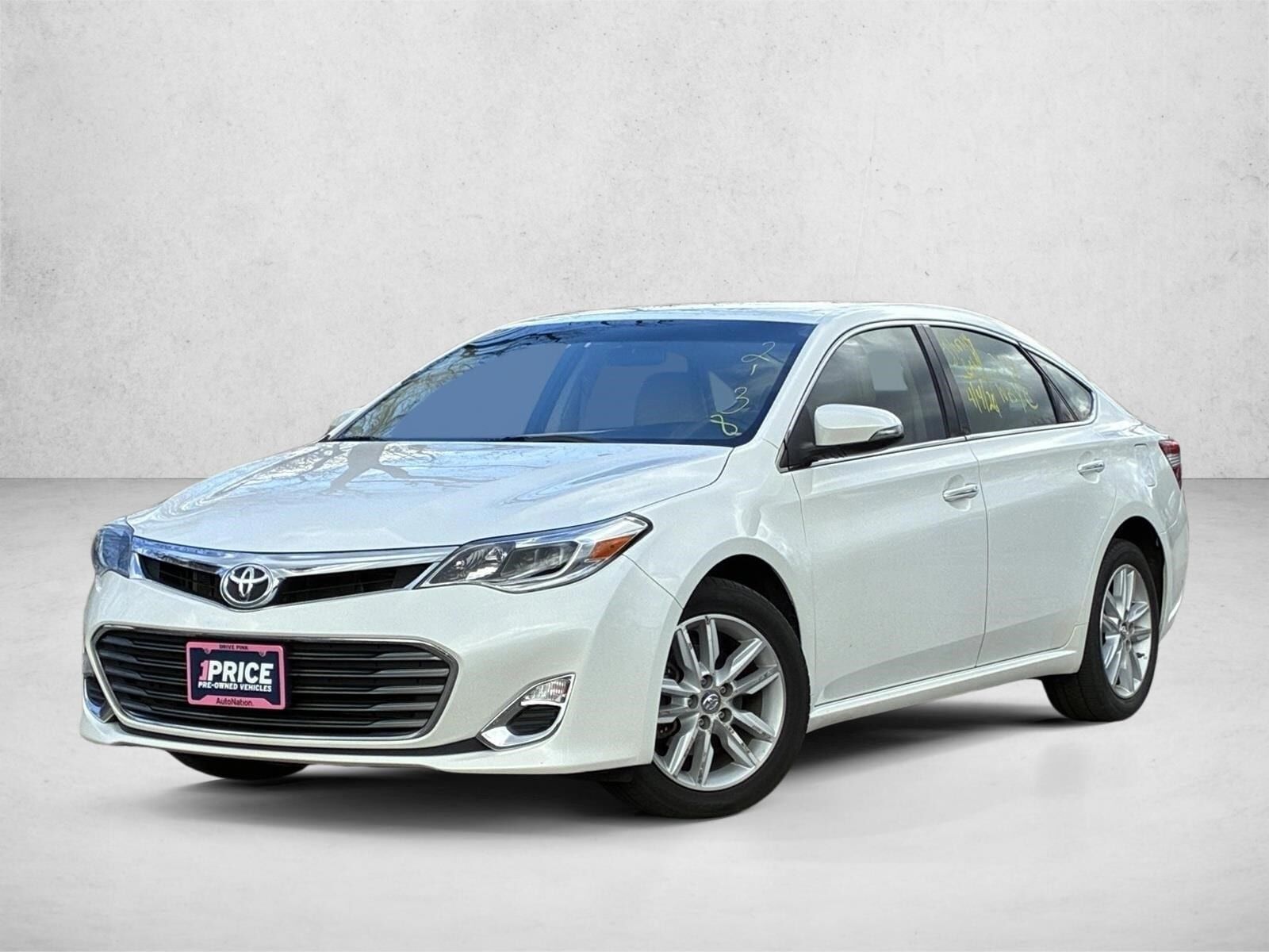 2015 TOYOTA Avalon