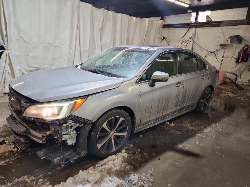 2016 SUBARU Legacy
