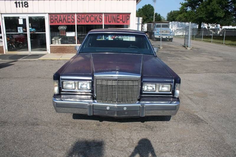 1985 LINCOLN Town Car