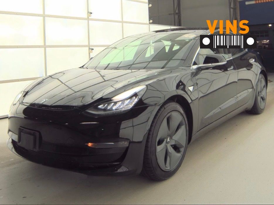 2018 TESLA Model 3