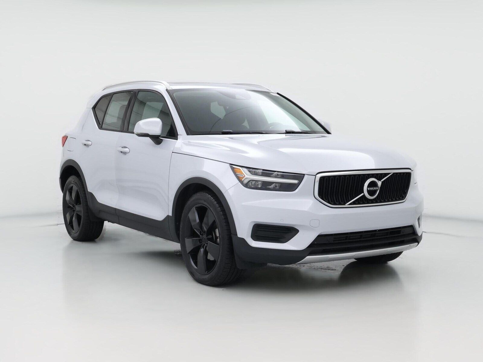 2020 VOLVO XC40