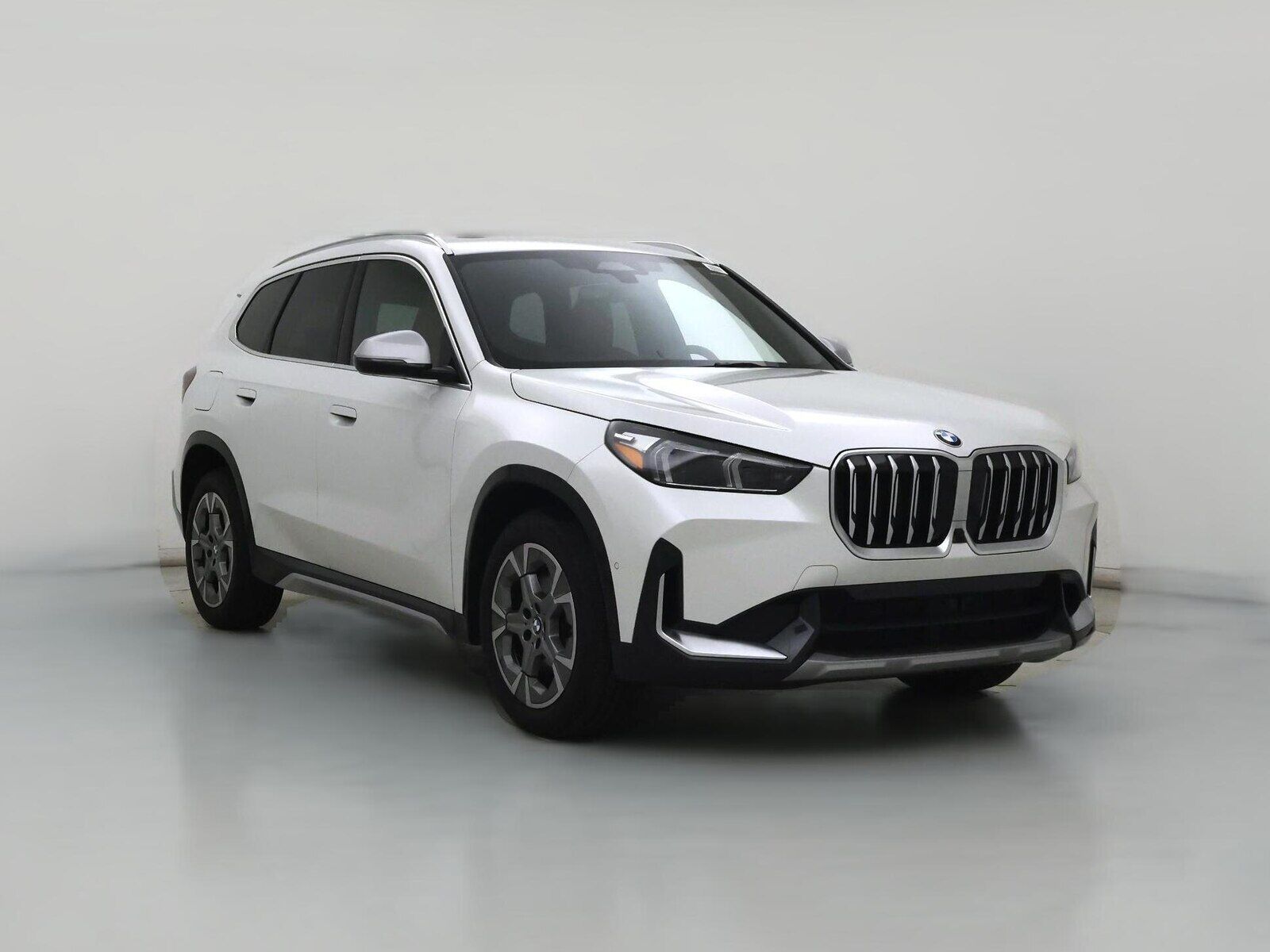 2023 BMW X1