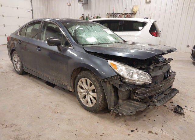 2017 SUBARU Legacy