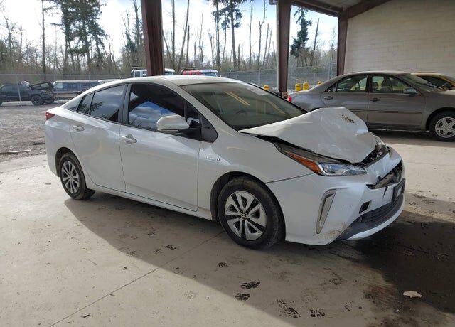 2021 TOYOTA PRIUS