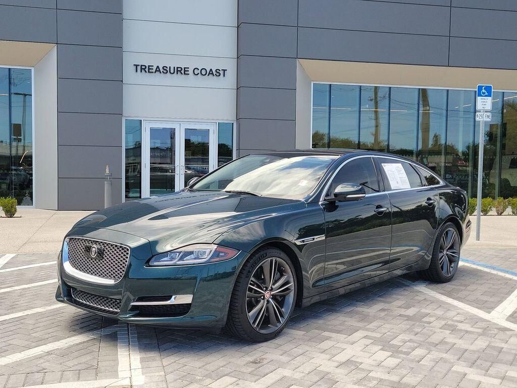 2019 JAGUAR XJ