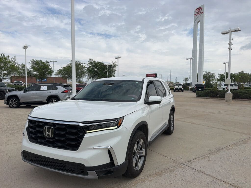 2023 HONDA Pilot