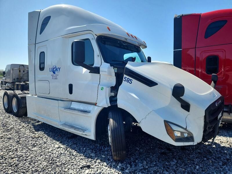 2022 FREIGHTLINER New Cascadia 126" Sleepercab