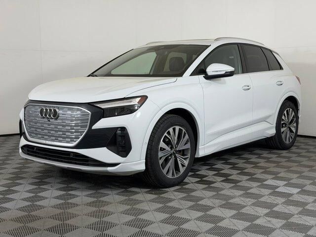 2023 AUDI Q4