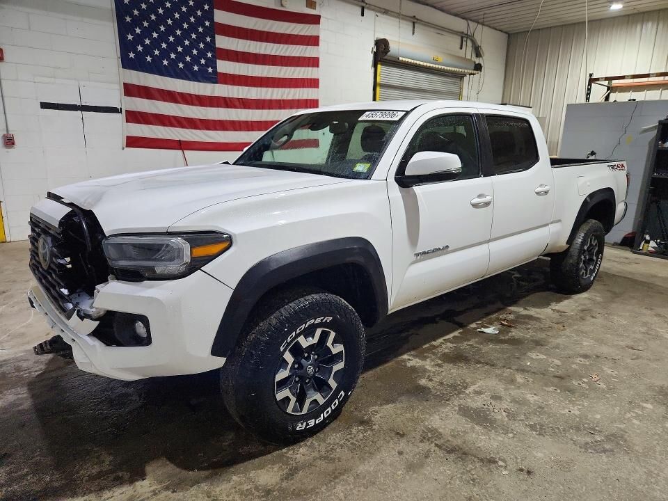 2022 TOYOTA Tacoma