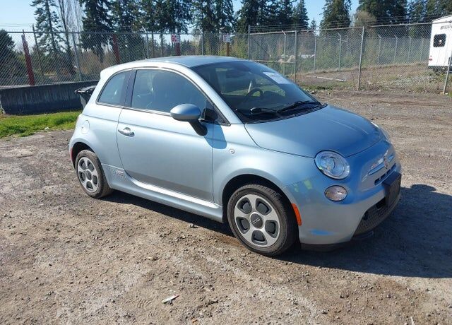 2015 FIAT 500