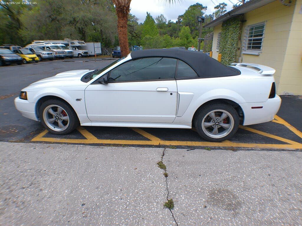 2002 FORD Mustang