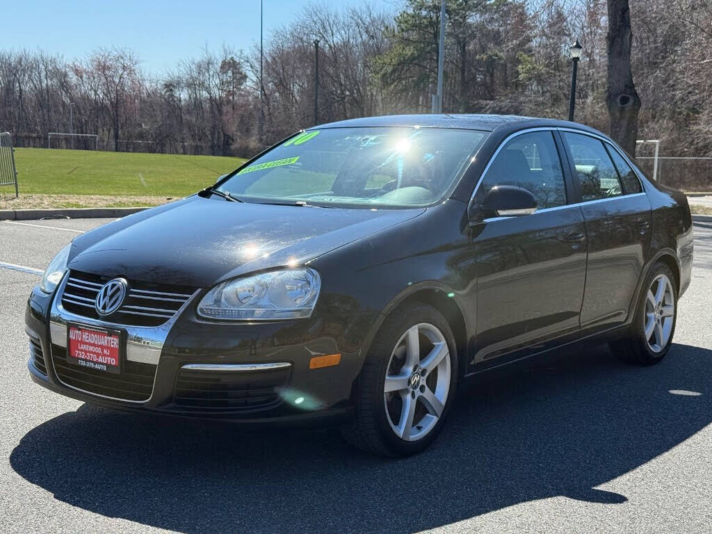 2010 VOLKSWAGEN Jetta
