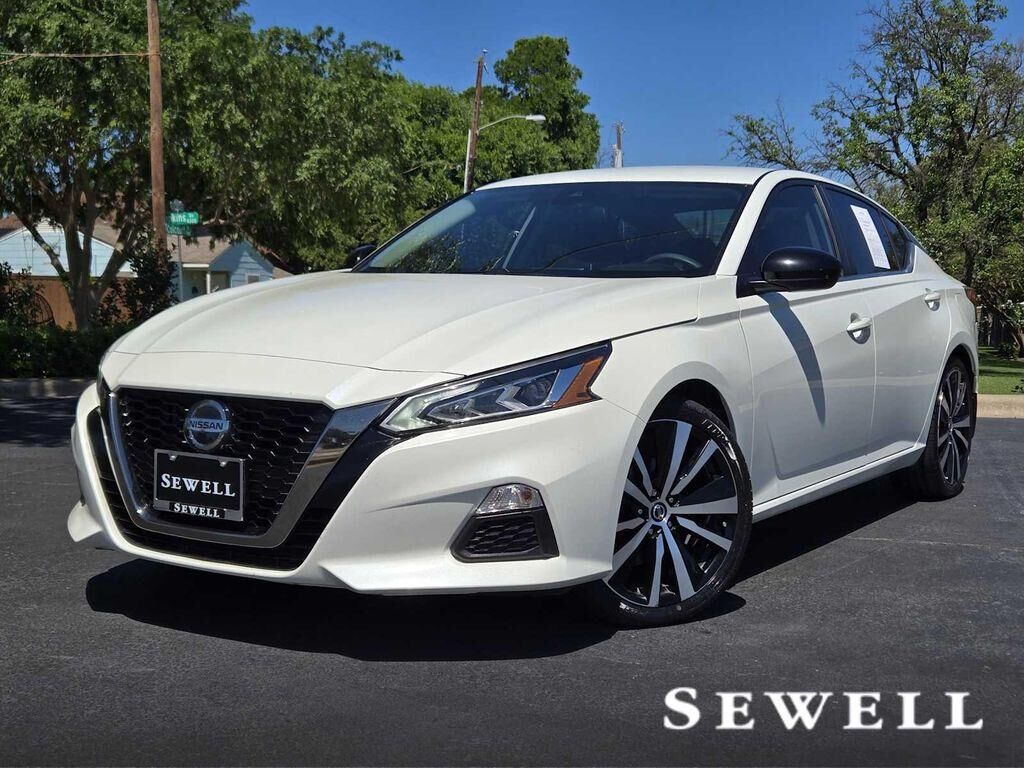 2022 NISSAN Altima
