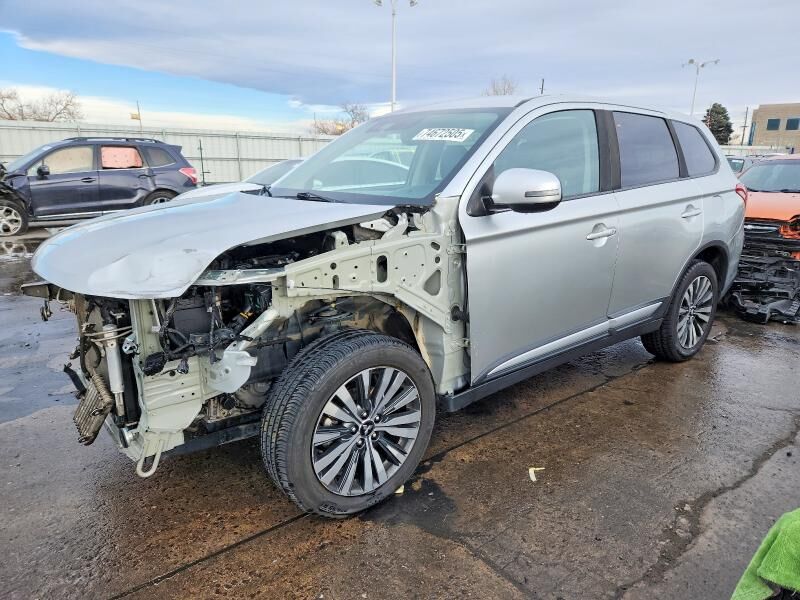 2020 MITSUBISHI Outlander