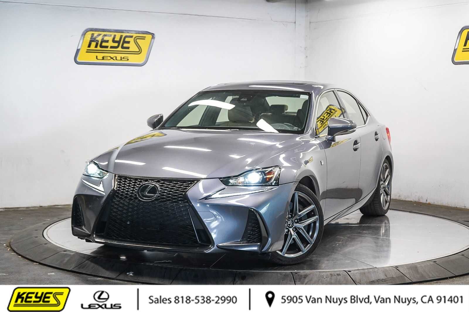 2017 LEXUS IS