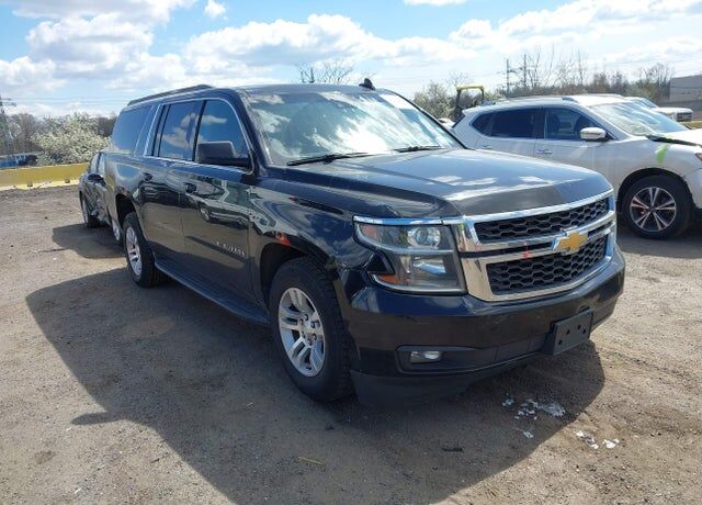 2018 CHEVROLET Suburban